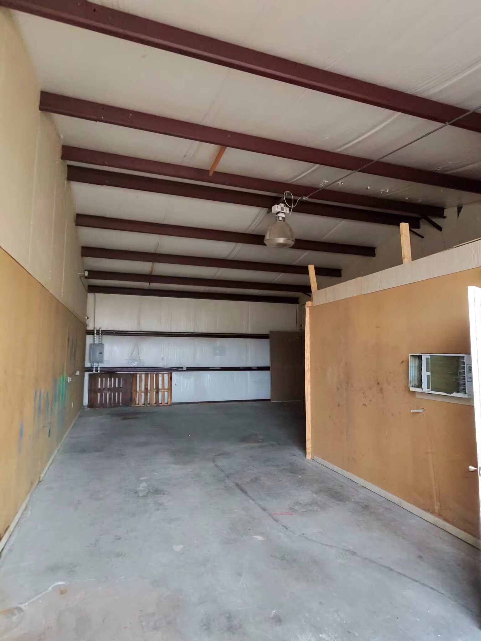 Texarkana, property investments, storage, Yale Fraser, RV, multi-industrial